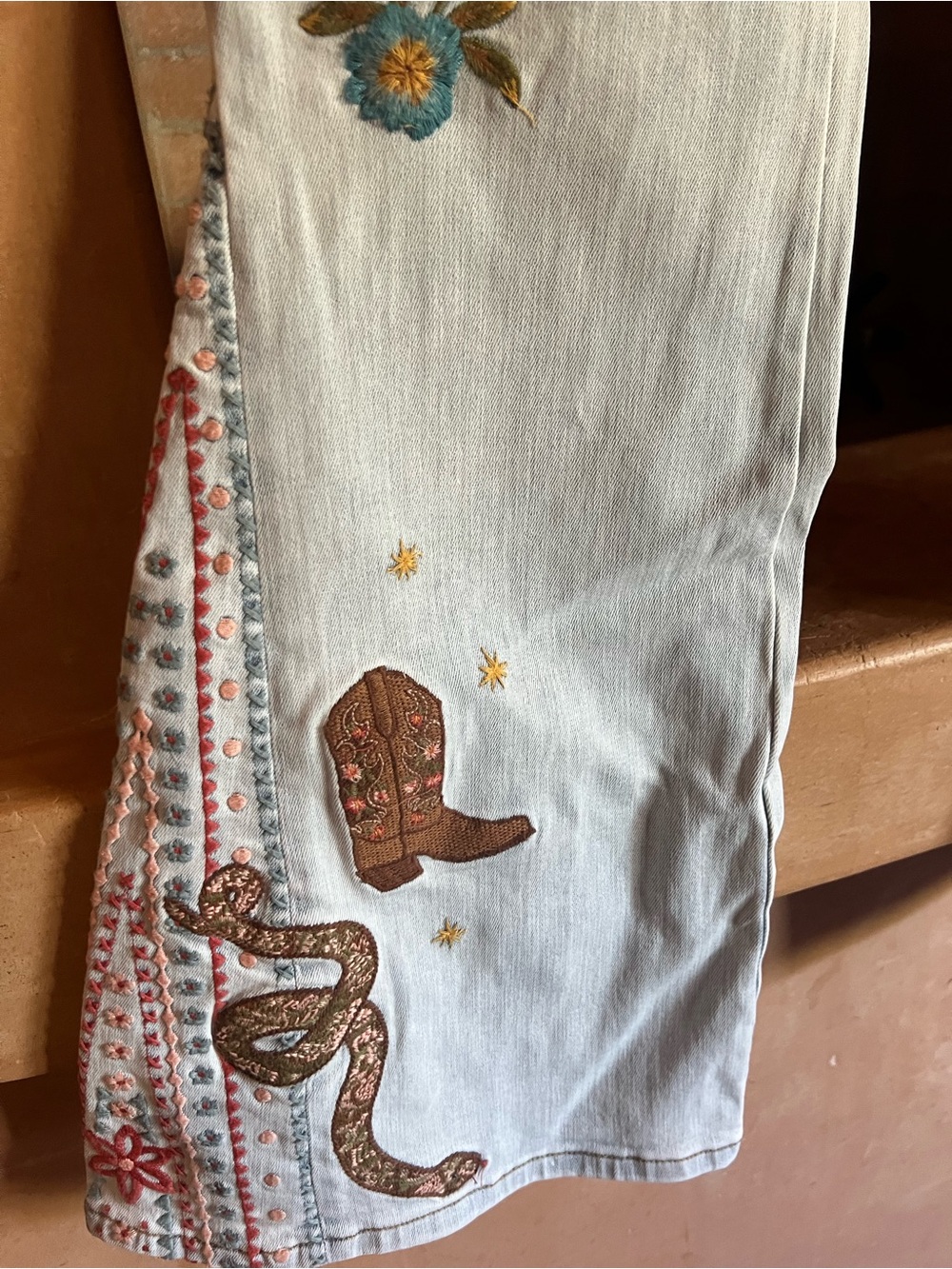 DRIFTWOOD Light Blue Embroidered Flare Jeans with Western & Floral Motifs - Picture 2 of 6